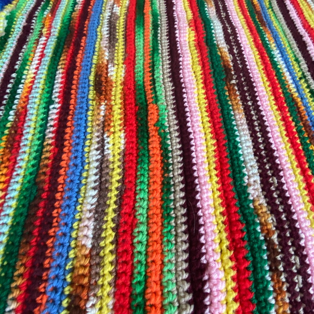 Vintage 1970’s Granny Knot Crocheted Rainbow Scalloped Afghan Baby Blanket